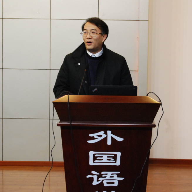 漫蛙
召开中层领导干部述职述廉和民主测评会