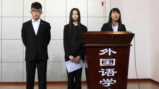 漫蛙
2016届团委学生会第一次全体大会顺利举行